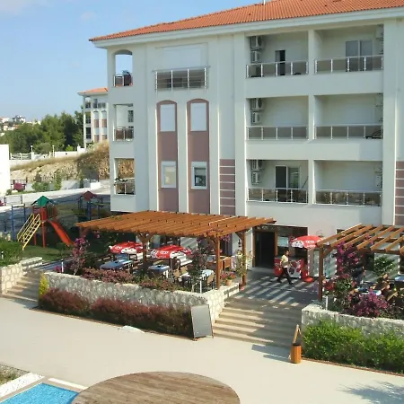 Delightful 2 Bed Within A Beautifully Laid Out Gated Community 아파트 마나브가트