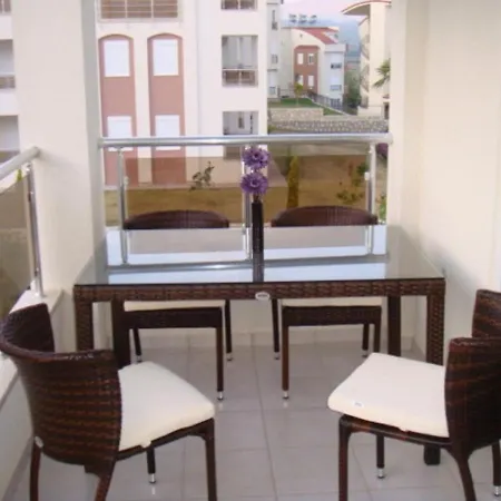 아파트 Delightful 2 Bed Within A Beautifully Laid Out Gated Community